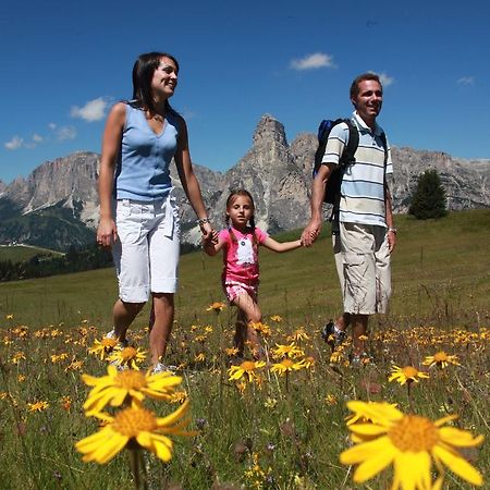 Residence Vallon Corvara In Badia Kültér fotó