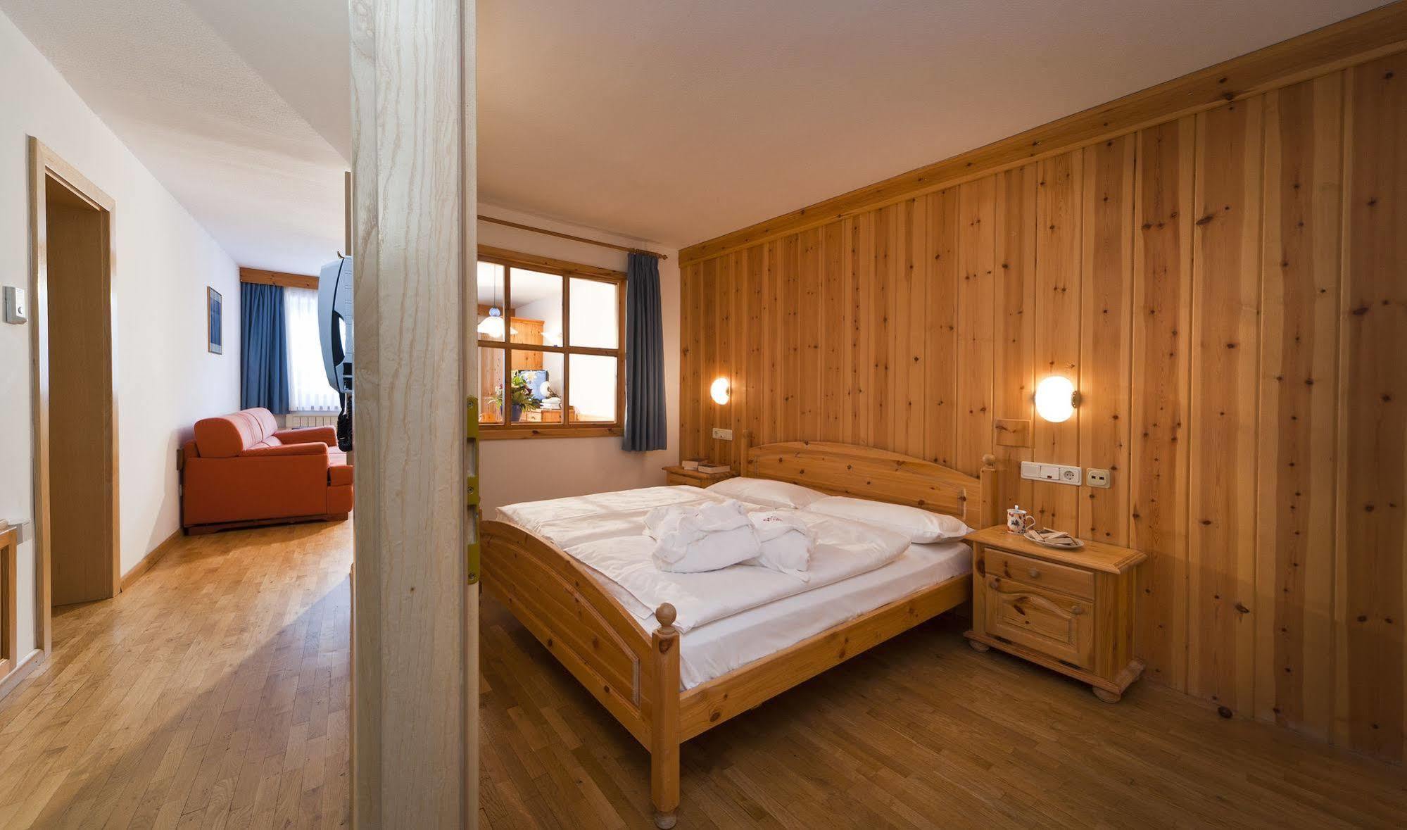 Residence Vallon Corvara In Badia Kültér fotó